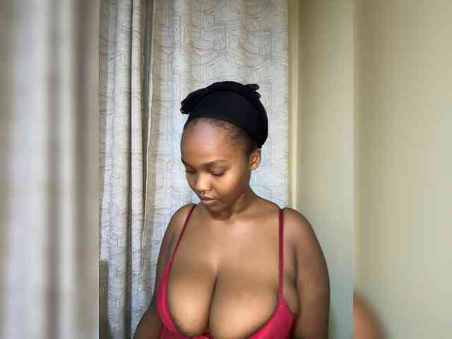 Busty-Princess1 webcam