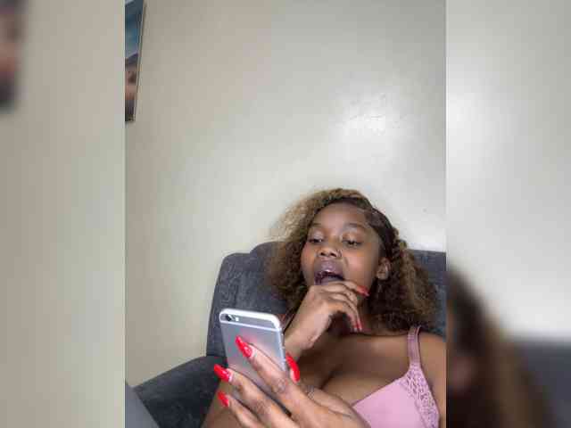 Busty-Princess1 webcam