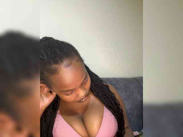 Busty-Princess1 webcam