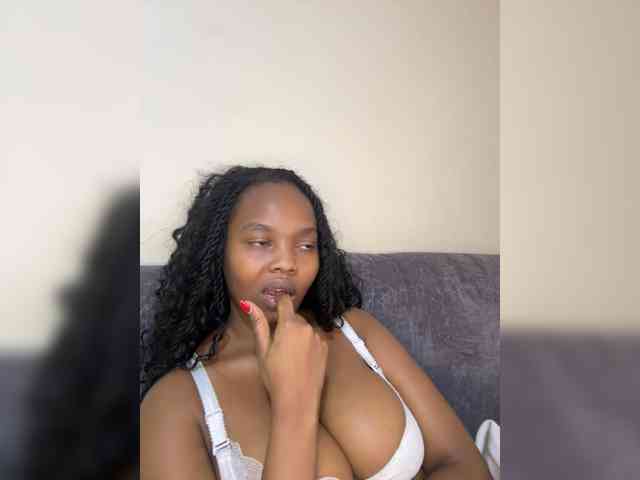 Busty-Princess1 webcam