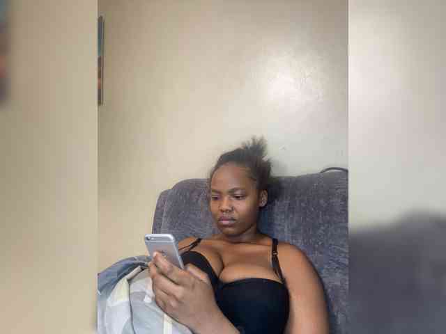 Busty-Princess1 webcam