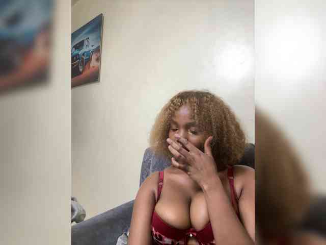 Busty-Princess1 webcam