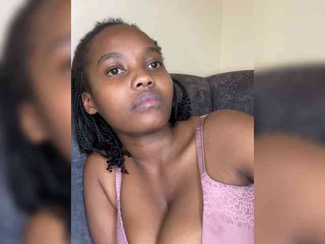 Busty-Princess1 webcam
