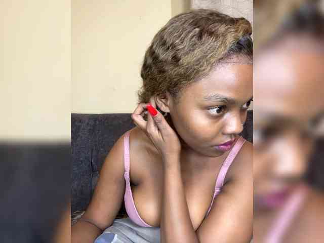 Curvy-maxy9 Curvy-maxy9