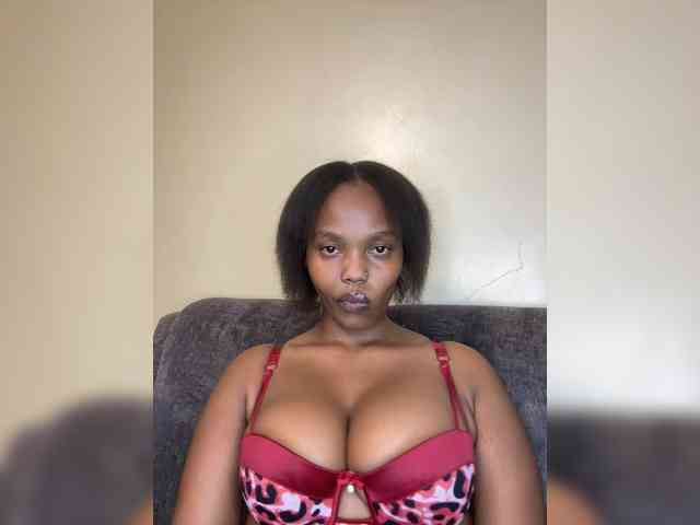 Model: Busty-Princess1
