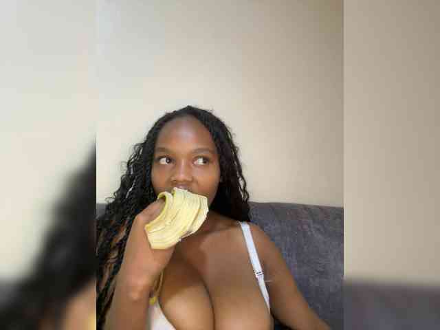 Model: Busty-Princess1