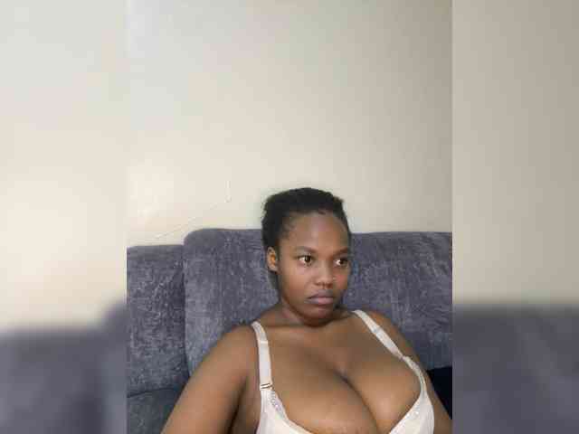 Busty-Princess1 webcam