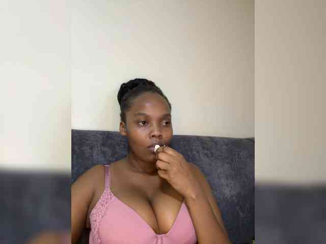 Busty-Princess1 webcam