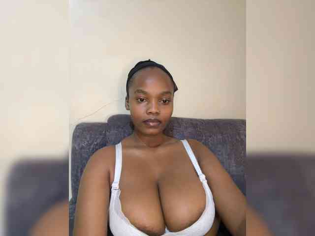 Busty-Princess1 webcam