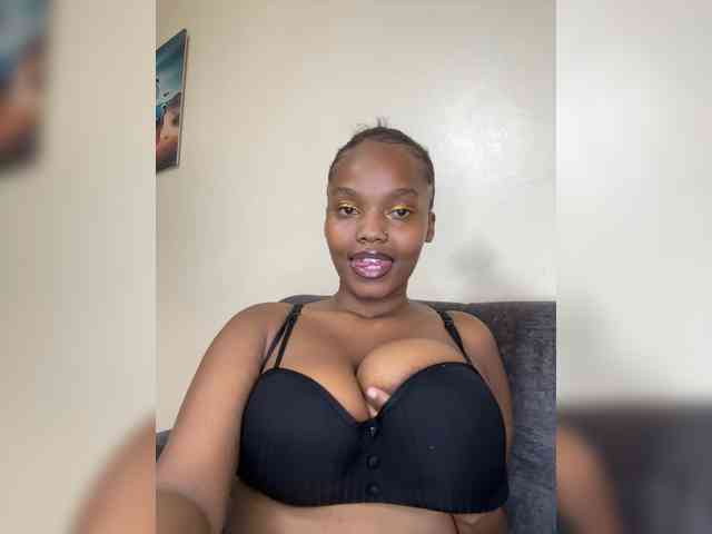 Busty-Princess1 webcam