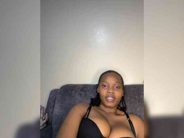 Busty-Princess1 webcam