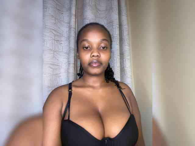 Busty-Princess1 webcam