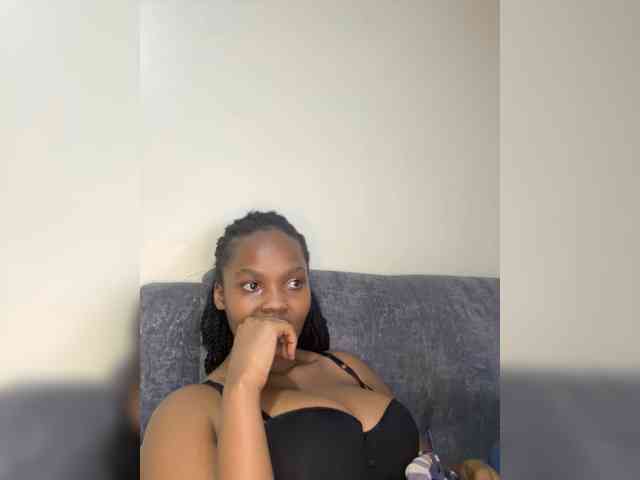 Busty-Princess1 webcam