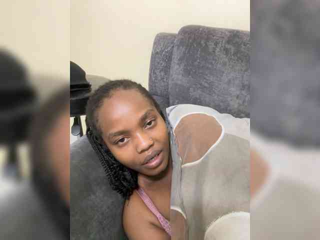 Busty-Princess1 webcam