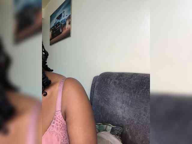 Busty-Princess1 webcam