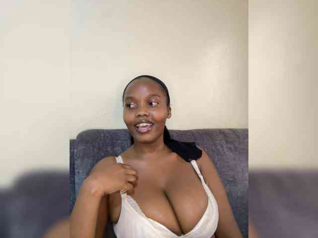 Busty-Princess1 webcam