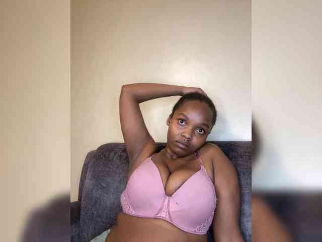Busty-Princess1 webcam