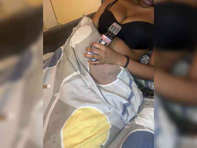 Curvy-maxy9 Curvy-maxy9