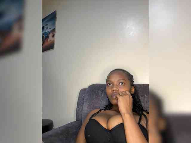 Busty-Princess1 webcam