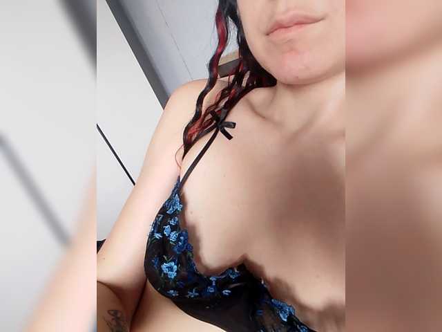 Anabella-1's BongaCams show and profile