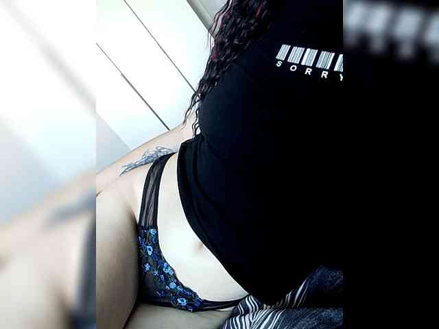 Devils_Kiss webcam