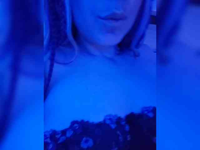 Devils_Kiss webcam