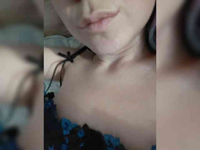 Devils_Kiss webcam