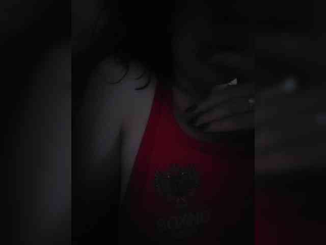Devils_Kiss webcam
