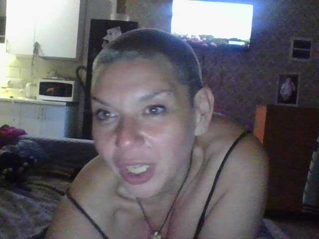 le modèle Jeyt est en webcam porno dans un show sur le site bongacams, il possède les tags suivants: White/Caucasian,Blonde,Trimmed