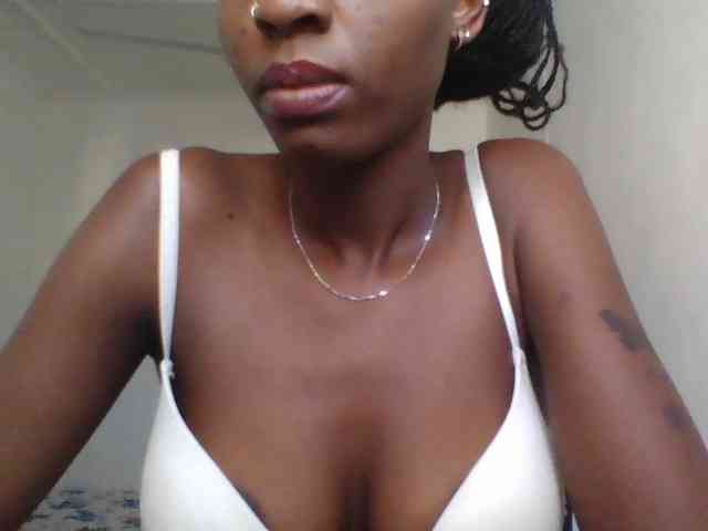 Ebonywinky webcam