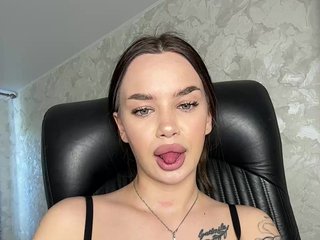 EvaDesire Porn Show