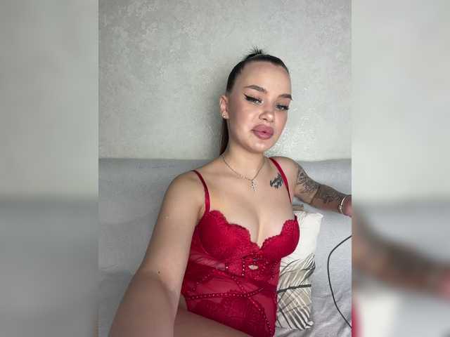 EvaDesire live cam on BongaCams