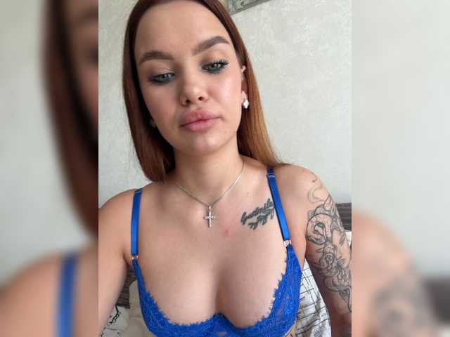 EvaDesire live cam on BongaCams