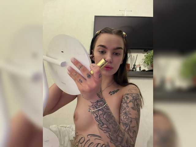 EvaKoroleva live webcam show