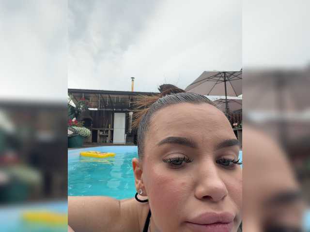 EvaDesire live cam on BongaCams