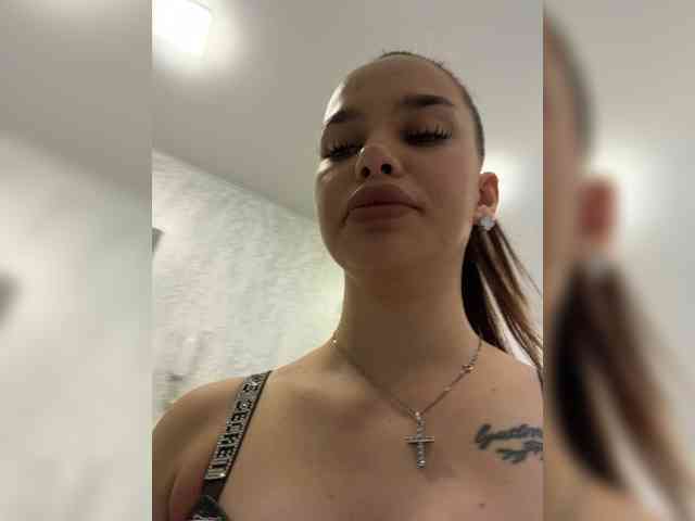 EvaDesire Sex Cam Show