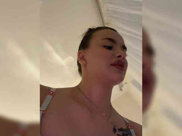 EvaKoroleva webcam