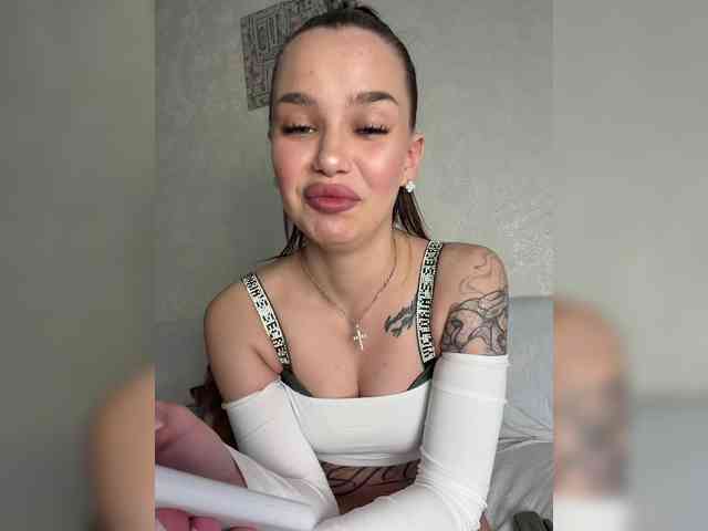 EvaDesire Sex Cam Show