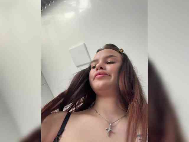 EvaDesire Sex Cam Show