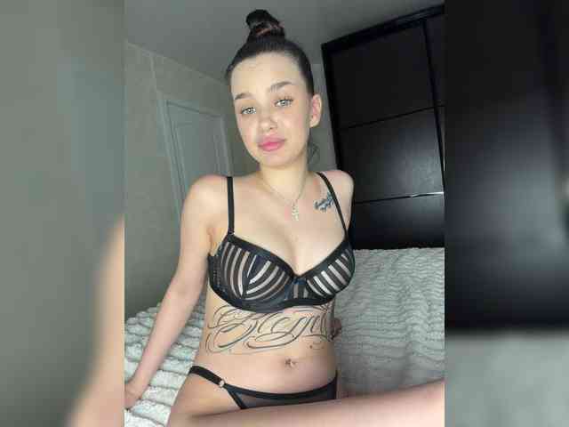 EvaDesire Sex Cam Show