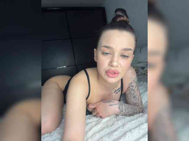 EvaDesire Sex Cam Show