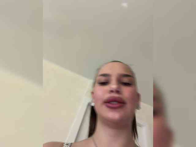 EvaDesire Sex Cam Show