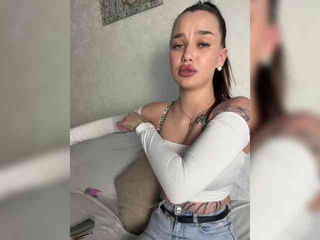 EvaDesire Sex Cam Show