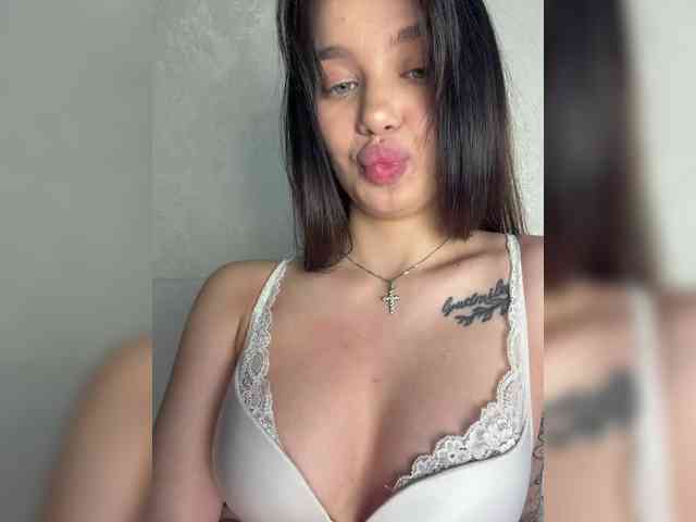 EvaDesire Sex Cam Show