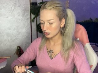 WhiteMinti Porn Show