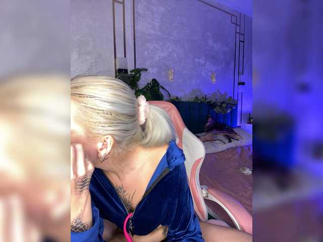 WhiteMinti live cam on BongaCams