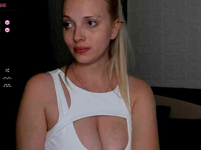 AmelieAndersen webcam