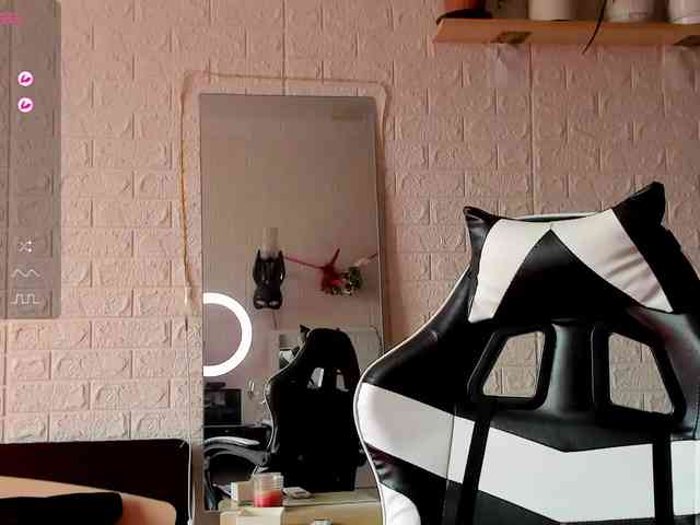 AmelieAndersen webcam