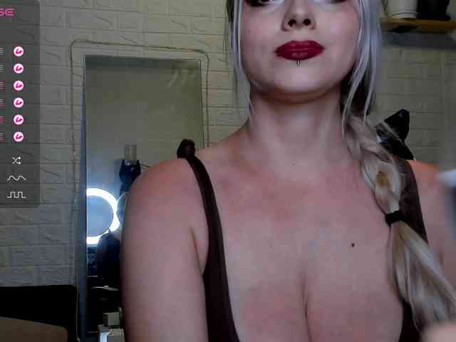 AmelieAndersen webcam