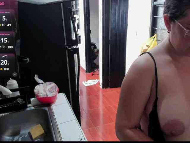 PamelaBliss webcam